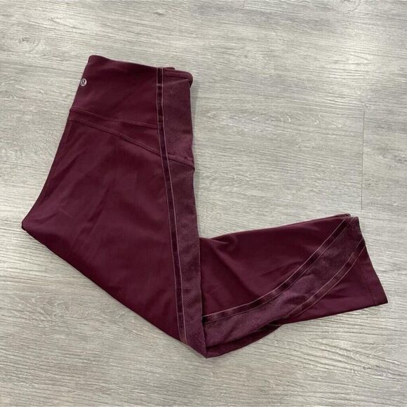 Lululemon Wunder Under Women’s 8 Crop High-Rise Flocked 21" Velvet Dark Adobe - Picture 1 of 10